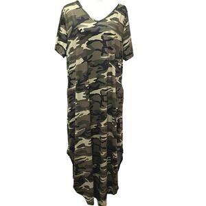 Camo Pattern Maxi Dress Plus Size 1XL Green V-Front and Back Side Splits